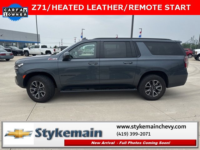 2021 Chevrolet Suburban Z71 photo 2
