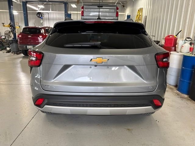 2026 Chevrolet Trax LT - Photo 9
