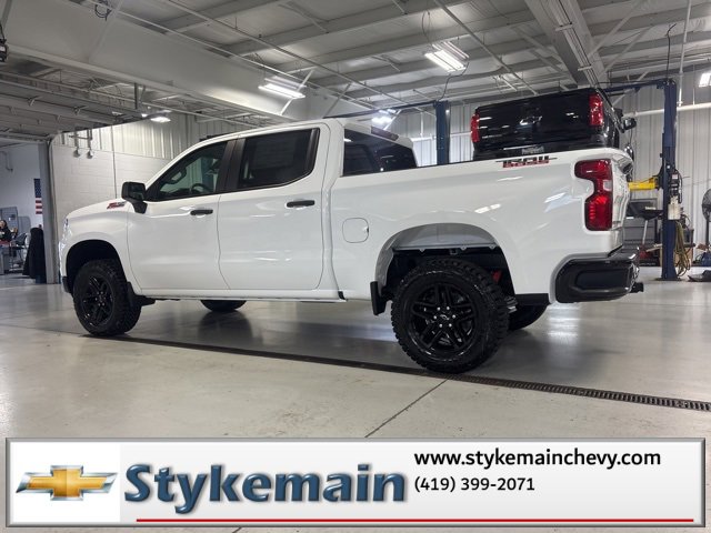 2026 Chevrolet Silverado 1500 Custom Trail Boss photo 3