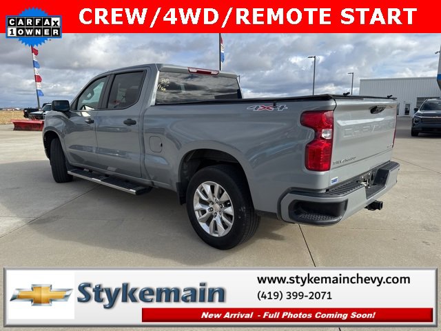 2024 Chevrolet Silverado 1500 Custom photo 3