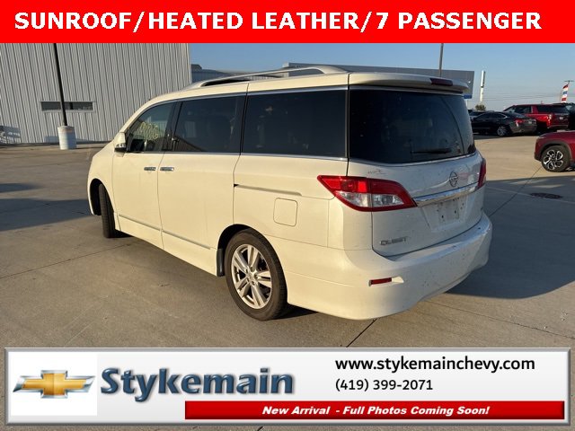 2012 Nissan Quest LE photo 3