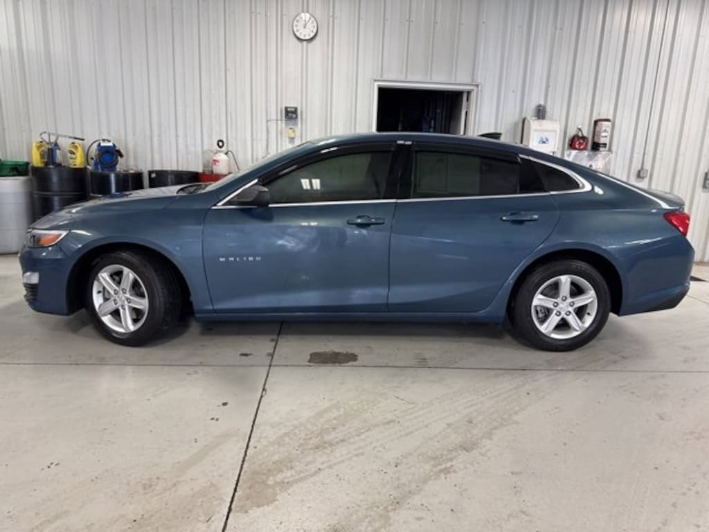 Used 2024 Chevrolet Malibu FL Sedan