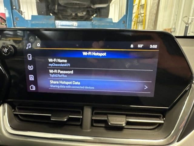 2026 Chevrolet Trax LT - Photo 18