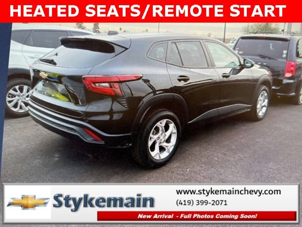 Used 2024 Chevrolet Trax LS SUV