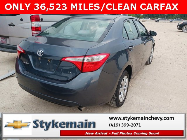 2015 Toyota Corolla L photo 2