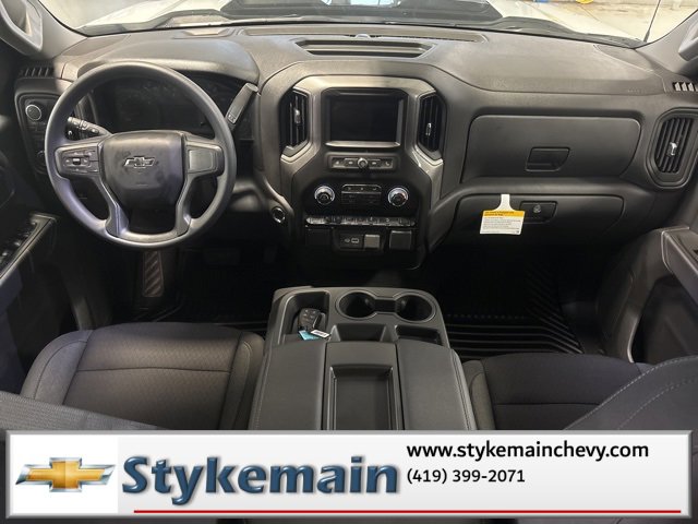 2026 Chevrolet Silverado 1500 Custom Trail Boss photo 2