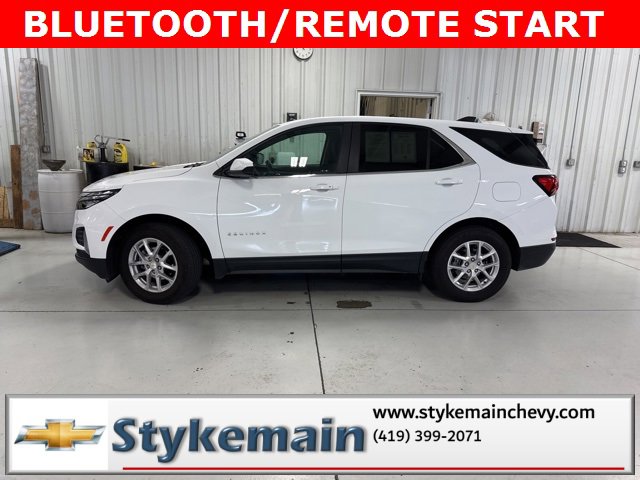 2023 Chevrolet Equinox LT photo 2