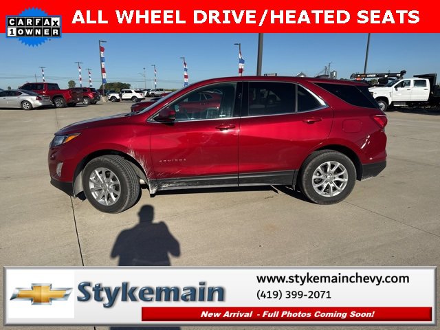 2020 Chevrolet Equinox LT photo 2