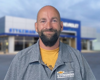 Staff member Shelby Williams from ID_11f410d927c5