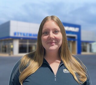 Staff member Natalie Foltz from ID_5ca55cc8eb84