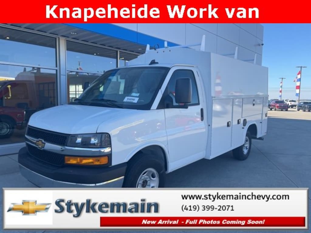 New 2025 Chevrolet Express Cutaway 3500 1WT Cutaway Van