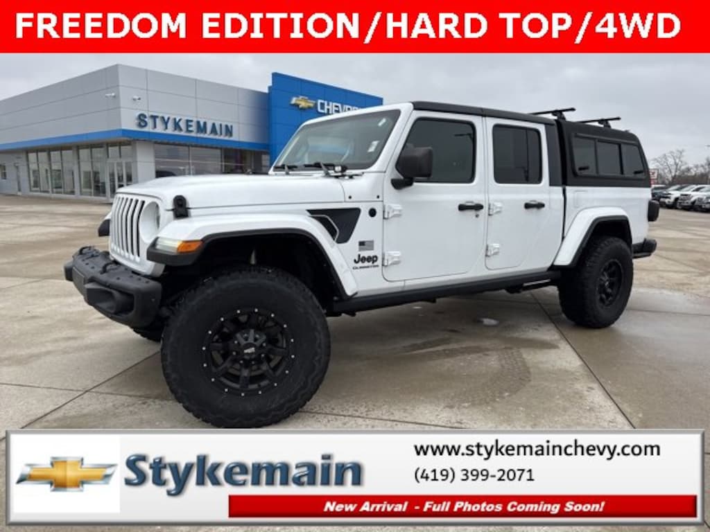 Used 2021 Jeep Gladiator Freedom Truck Crew Cab