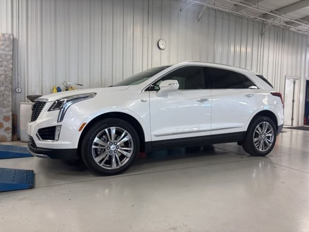 Used 2024 CADILLAC XT5 Premium Luxury SUV