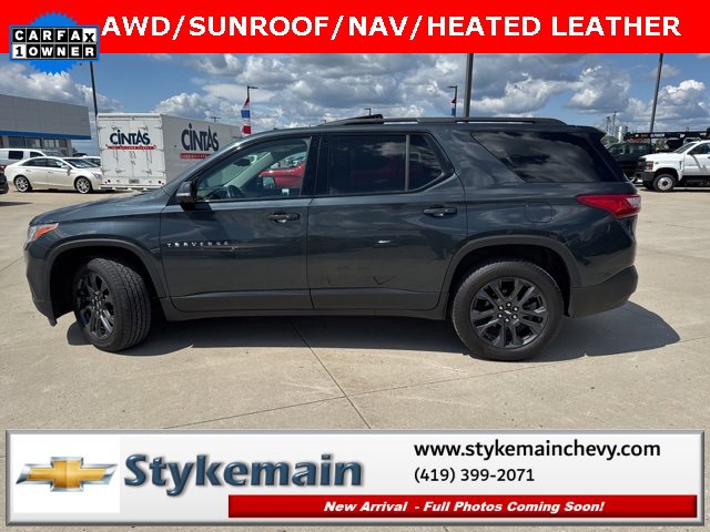 2020 Chevrolet Traverse RS photo 2
