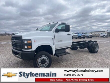 2023 Chevrolet Silverado 5500 HD Work Truck Truck