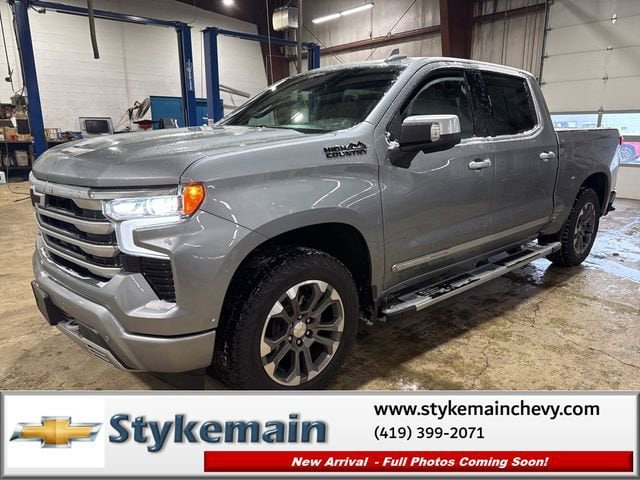 2023 Chevrolet Silverado 1500 High Country 4WD Crew Cab Short Box's photo