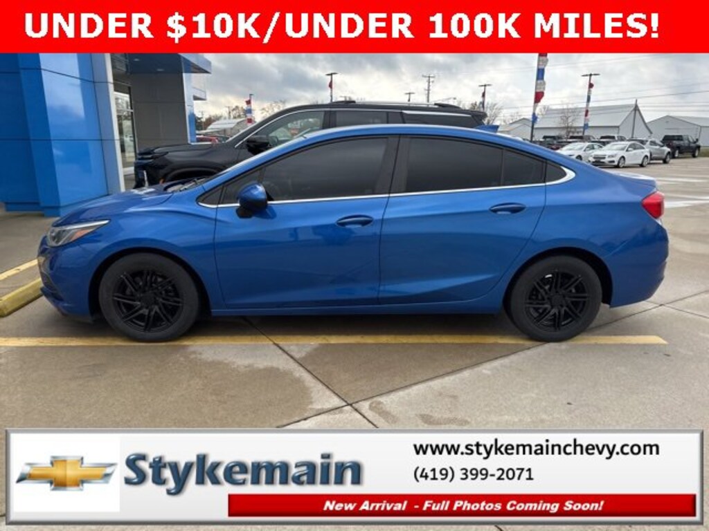 Used 2017 Chevrolet Cruze LT Sedan