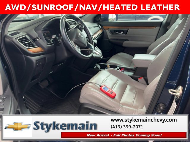 2018 Honda CR-V Touring photo 4