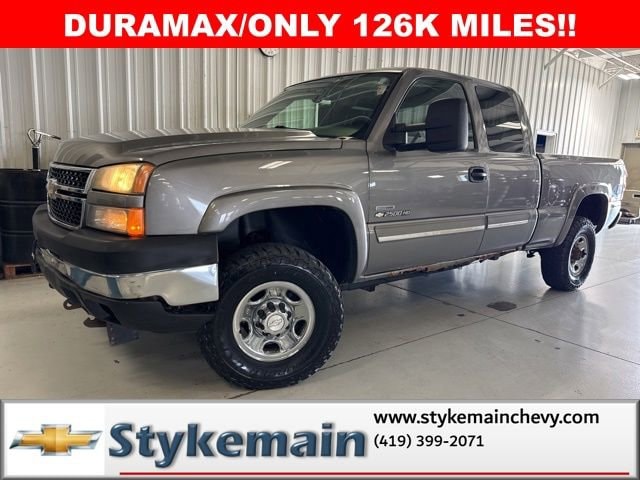 2007 Chevrolet Silverado HD LT1 4WD Extended Cab SWB's photo