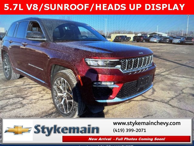 2022 Jeep Grand Cherokee Summit Reserve's photo