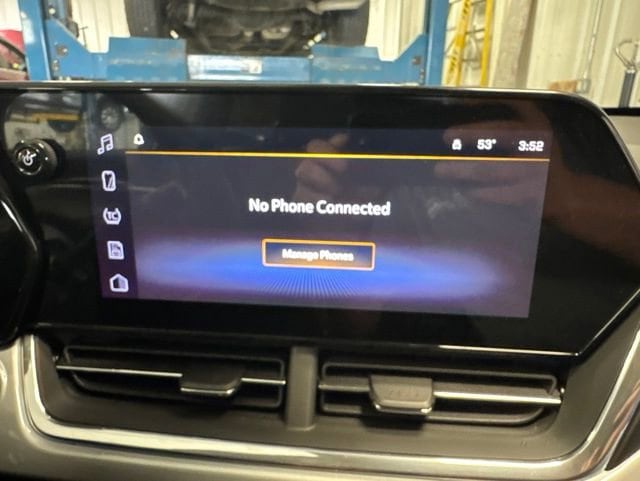 2026 Chevrolet Trax LT - Photo 19