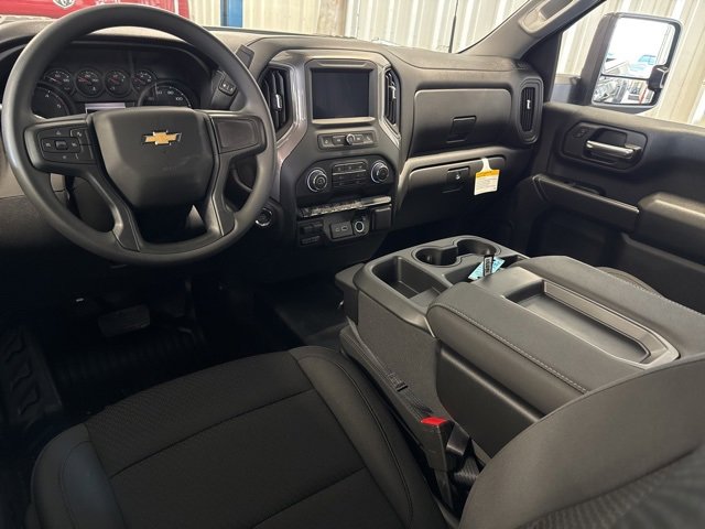2026 Chevrolet Silverado 3500HD Work Truck photo 4