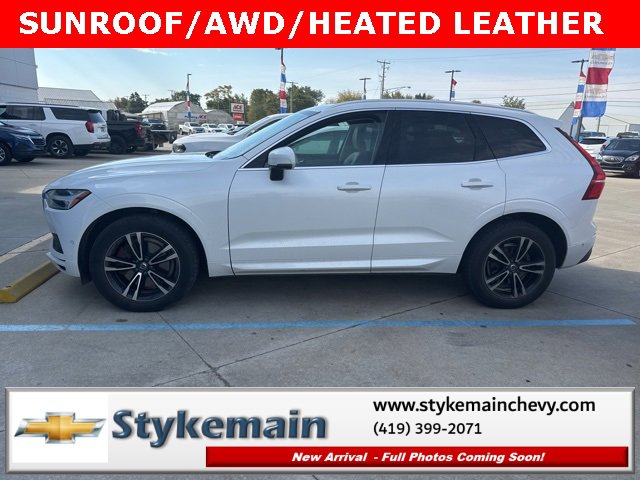 2018 Volvo XC60 Momentum photo 4