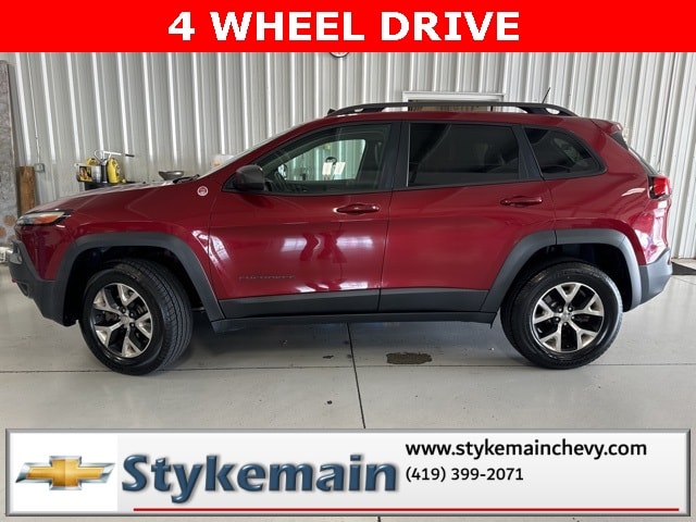 Used 2016 Jeep Cherokee Trailhawk with VIN 1C4PJMBS0GW252761 for sale in Paulding, OH