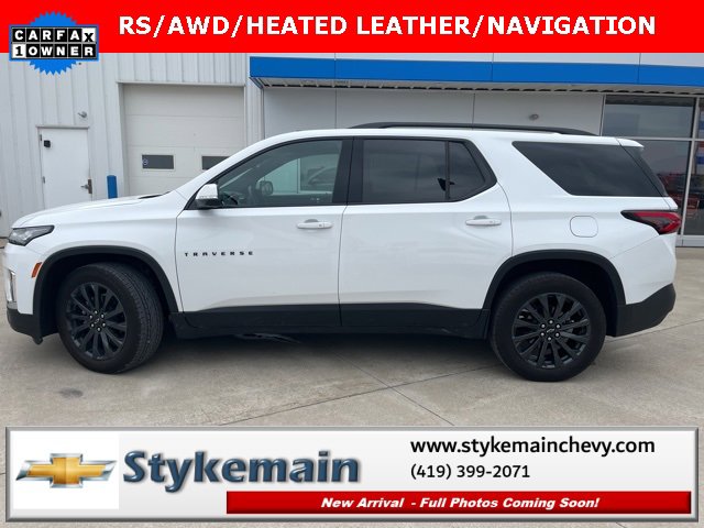 2024 Chevrolet Traverse RS photo 2