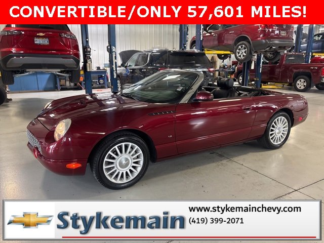 2004 Ford Thunderbird Deluxe photo 2