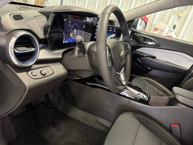 2026 Chevrolet Trax LT - Photo 33