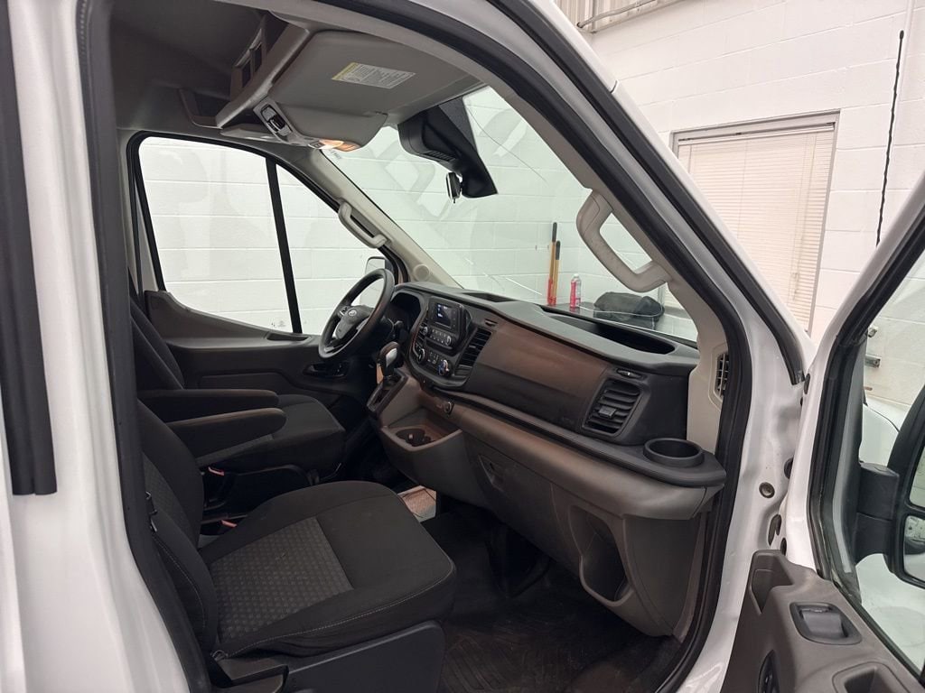 2020 Ford Transit Passenger Van XL - Photo 29