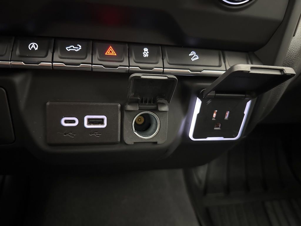 2024 Chevrolet Silverado 1500 Custom - Photo 31