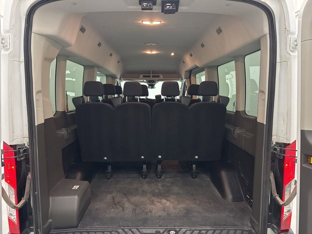 2020 Ford Transit Passenger Van XL - Photo 9