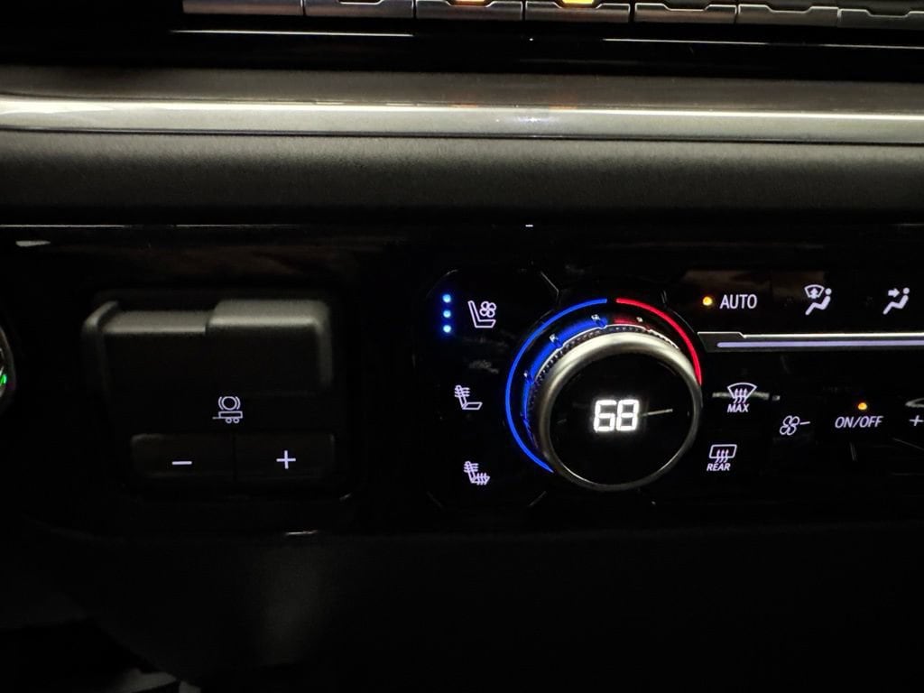 2026 GMC Sierra 1500 SLT - Photo 44