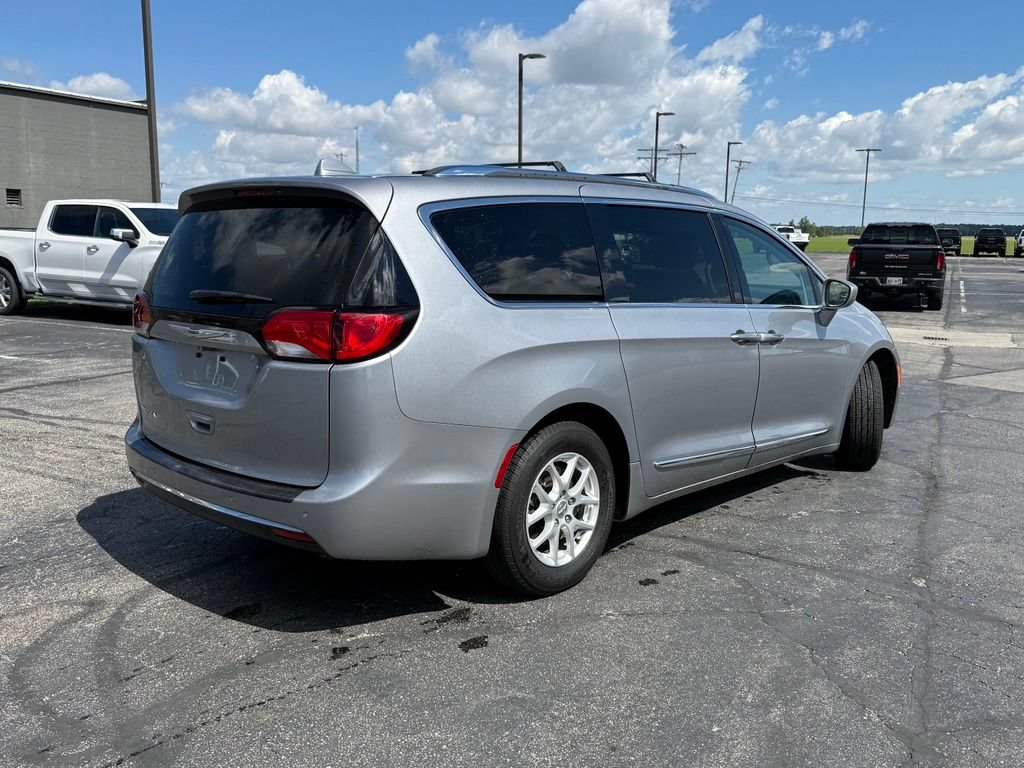 Used 2020 Chrysler Pacifica Touring L with VIN 2C4RC1BG7LR271209 for sale in Defiance, OH