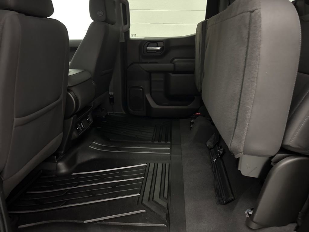 2024 Chevrolet Silverado 1500 Custom - Photo 37