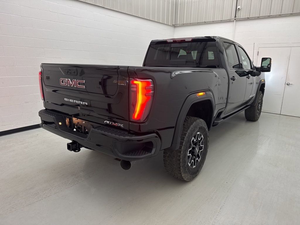 2026 GMC Sierra 2500HD AT4X - Photo 9