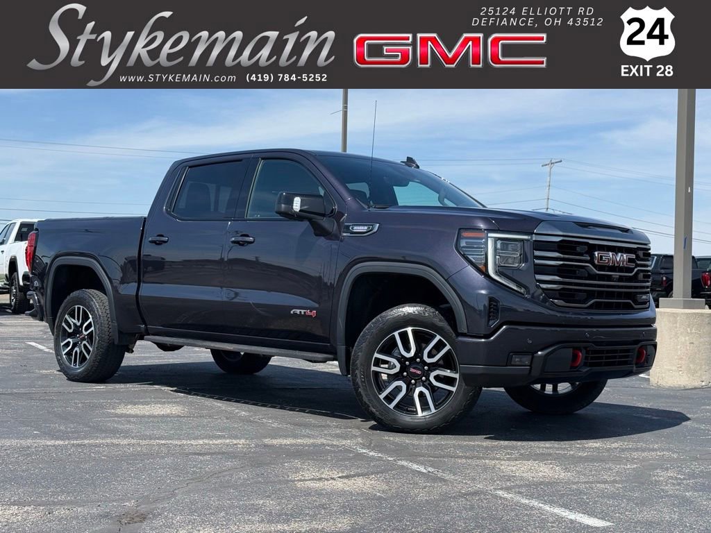 2022 GMC Sierra 4WD Crew Cab Short Box AT4's photo