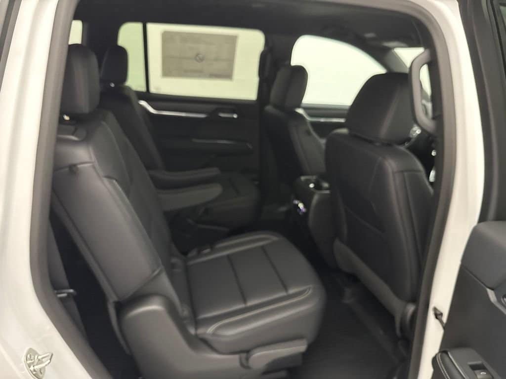 2026 GMC Acadia Elevation - Photo 60