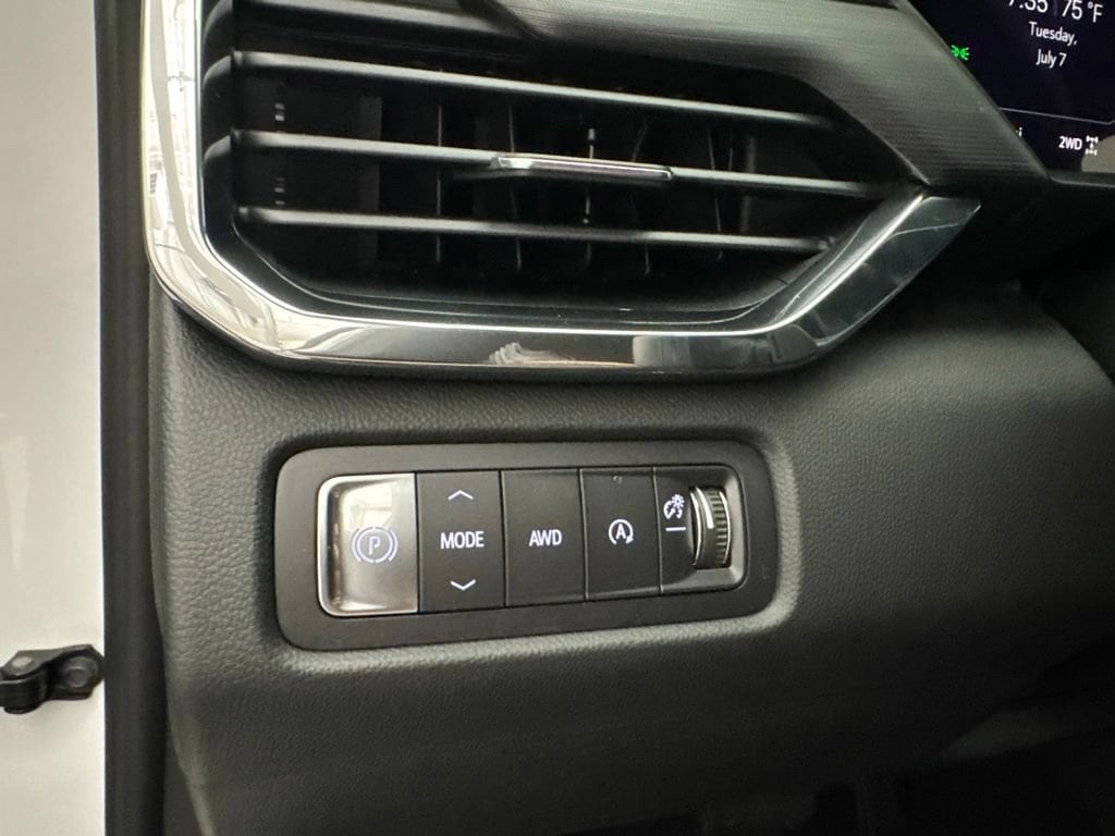 2026 GMC Acadia Elevation - Photo 26