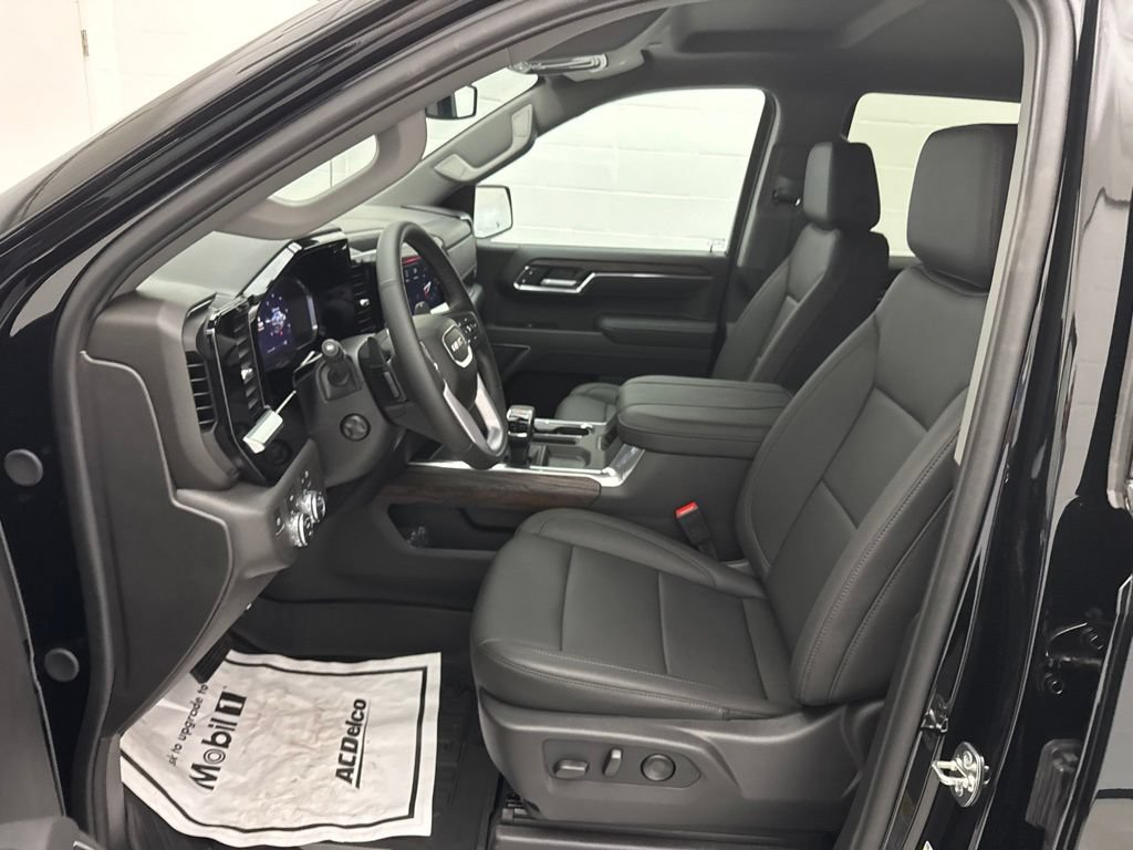 2026 GMC Sierra 1500 SLT - Photo 19