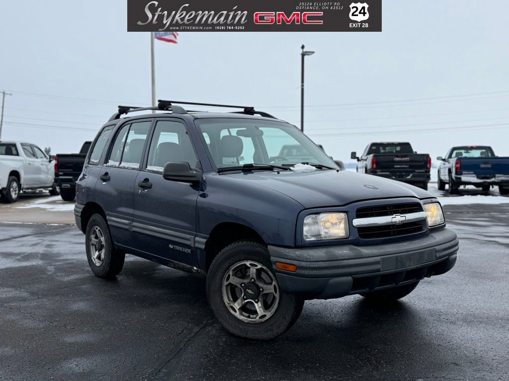 2000 Chevrolet Tracker Base