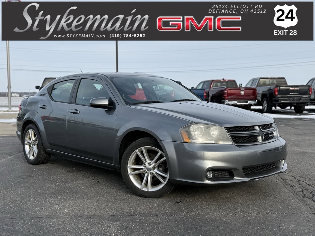 2013 Dodge Avenger SXT's photo