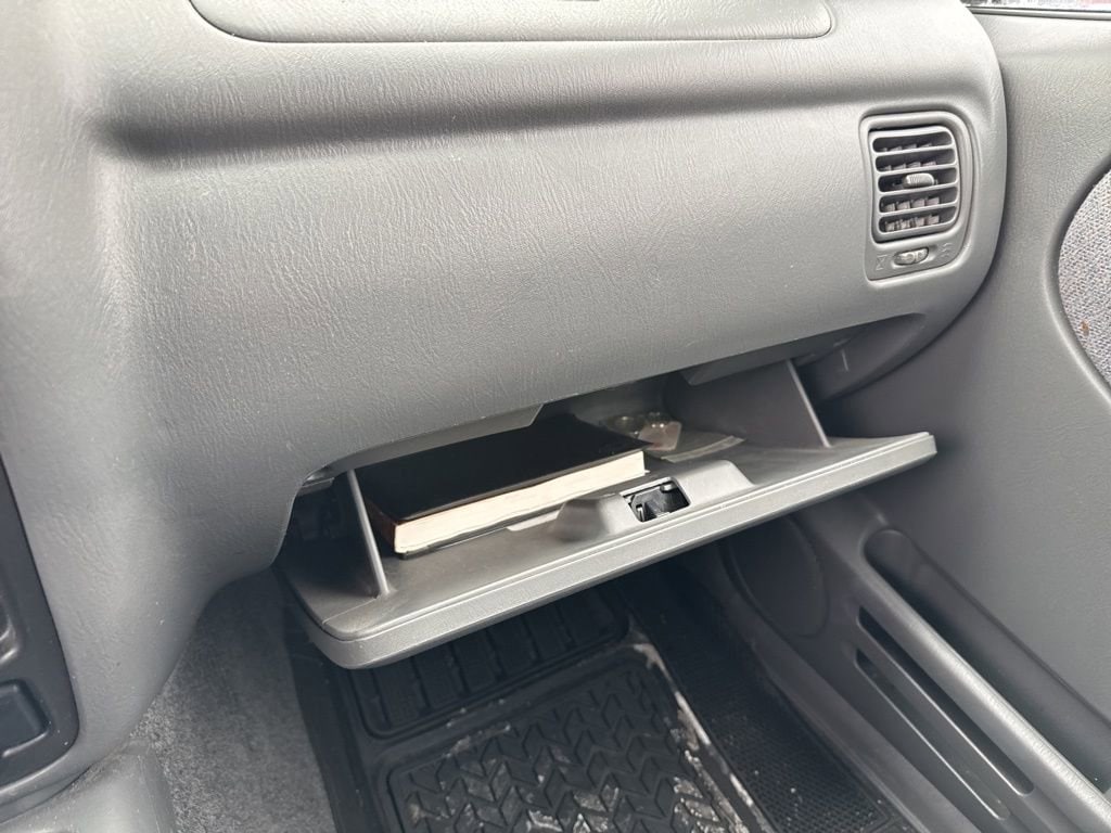 2000 Chevrolet Tracker Base - Photo 21