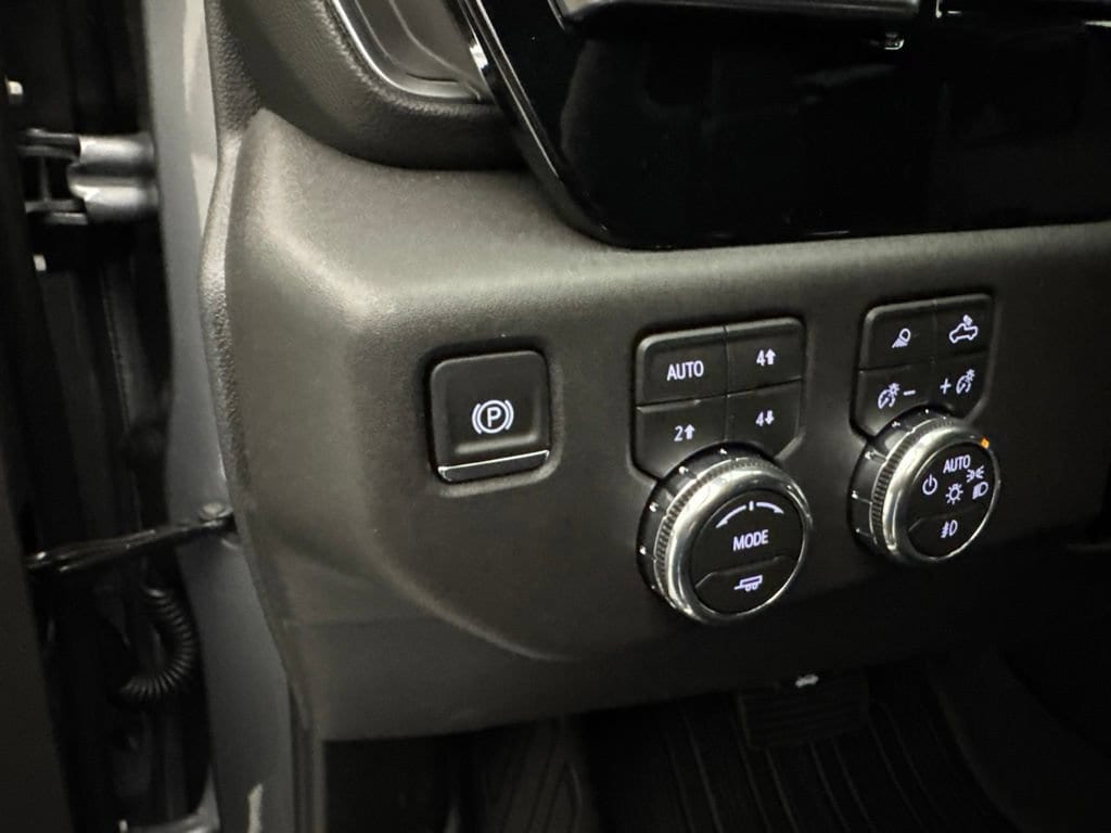 2026 GMC Sierra 1500 SLT - Photo 29