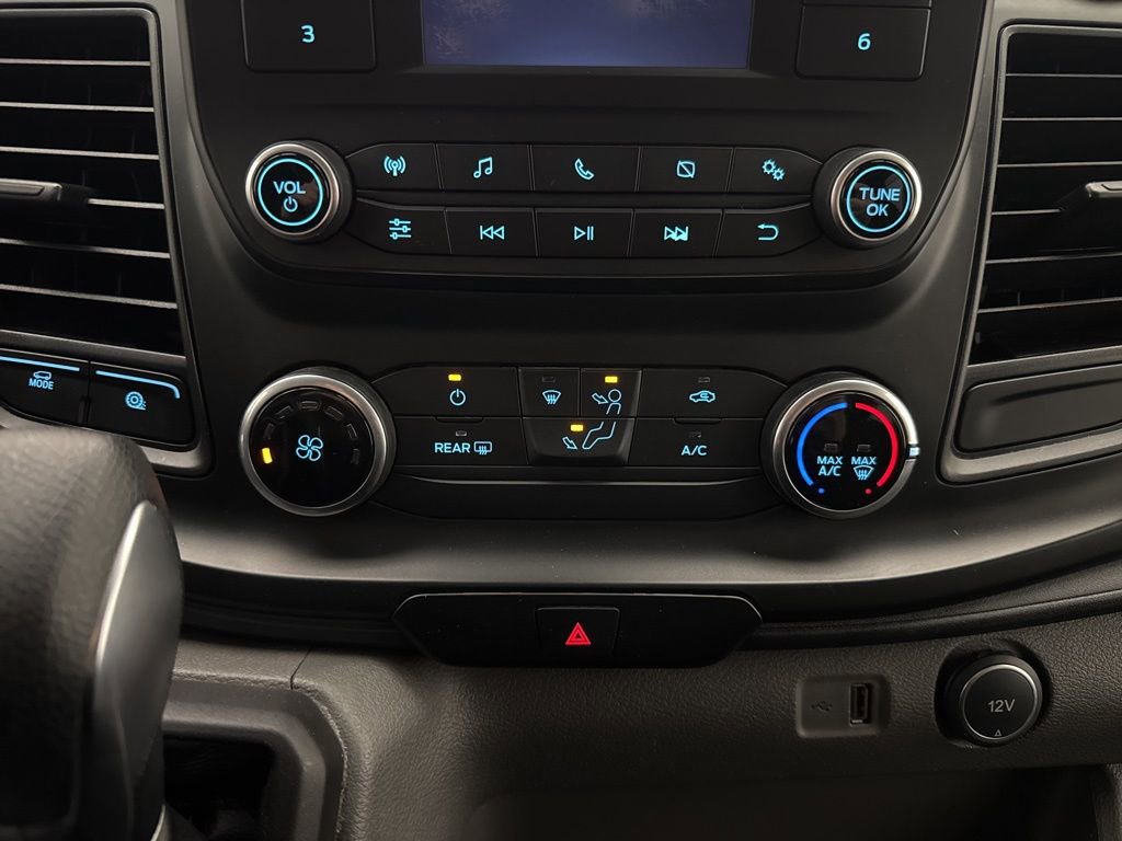 2020 Ford Transit Passenger Van XL - Photo 22