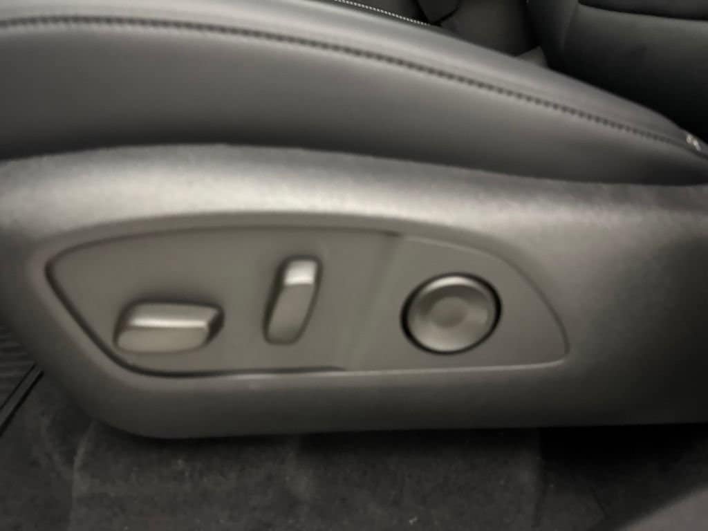 2026 GMC Acadia Elevation - Photo 22