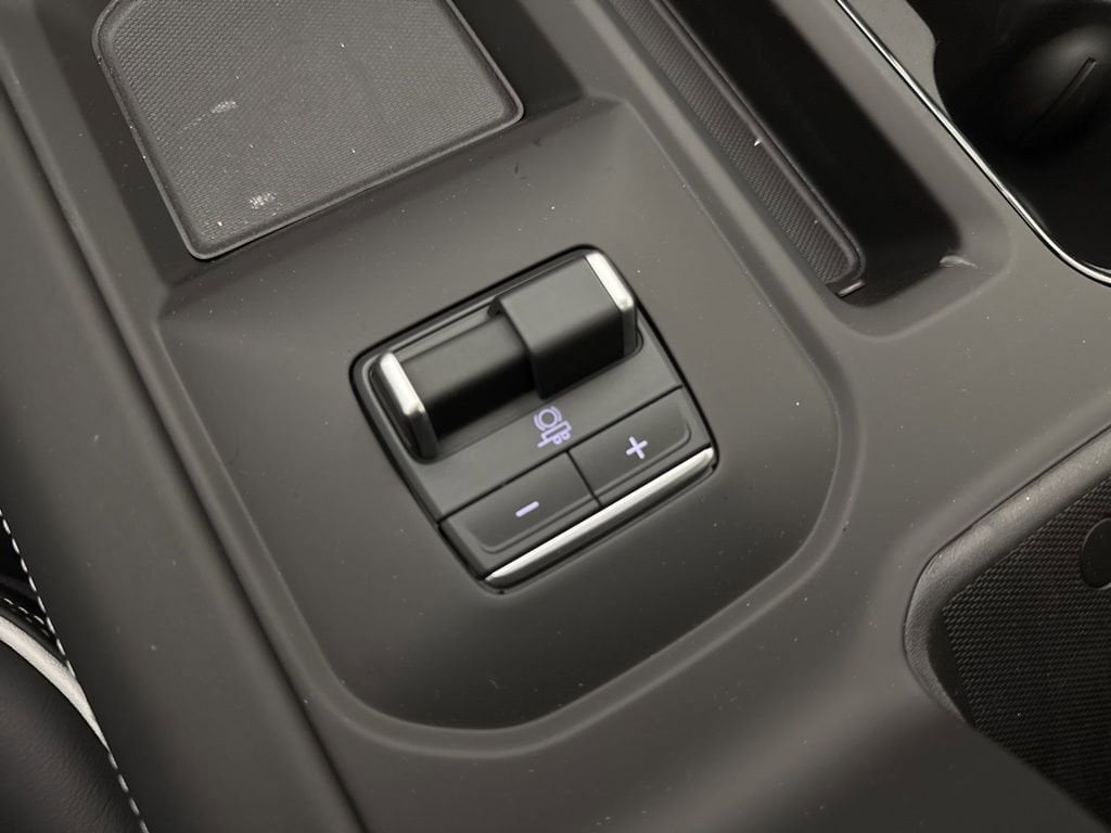 2026 GMC Sierra 2500HD AT4X - Photo 52