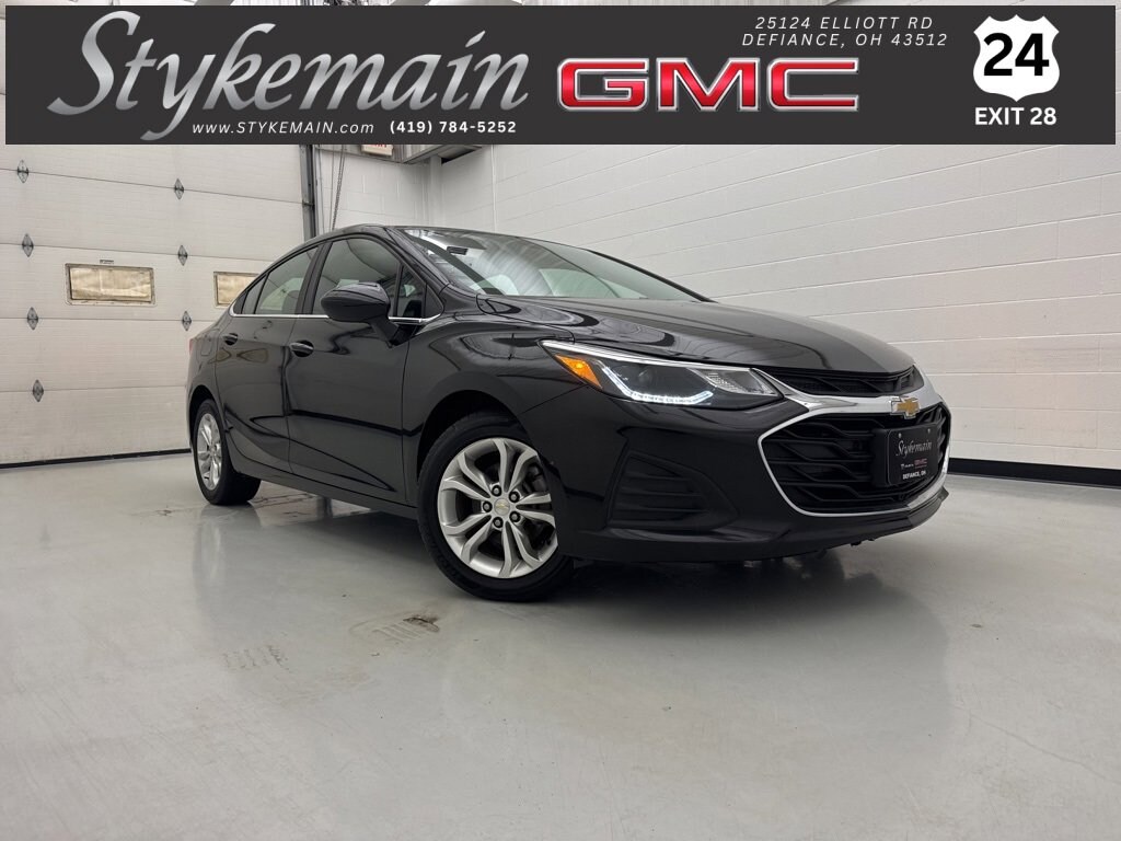 Used 2019 Chevrolet Cruze LT Car